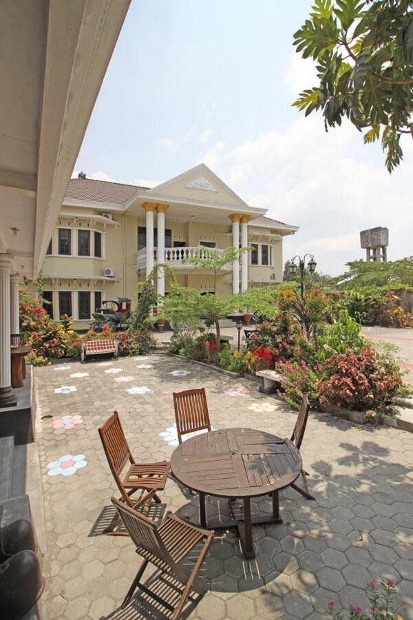 Reddoorz Near Umy Yogyakarta Hotell Ngabean Exteriör bild